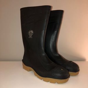 bata waterproof boots